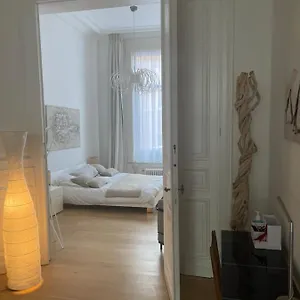 In Trendy Chatelain Center Area Little Garden Internet Wifi Bruxelles